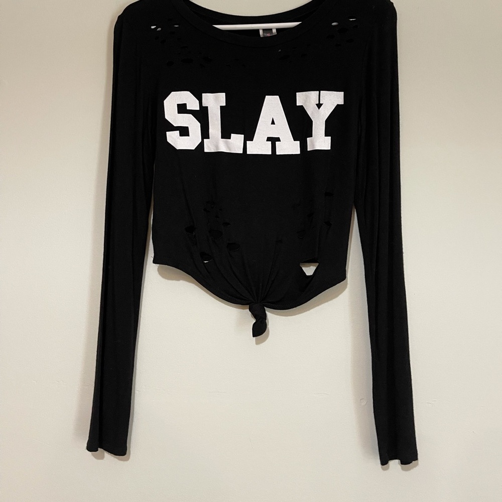 Distressed long sleeve crop